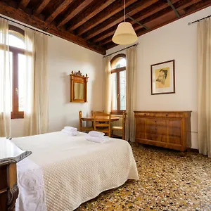  Appartement San Trovaso Italie
